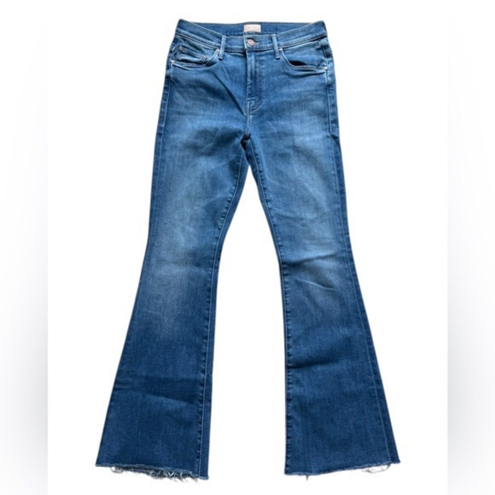 Women's Blue Flared JeanMother The Weekender Fray jeans size womens 28 NWOT